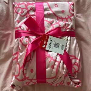 Hello Kitty x kitsch Glazey satin loungewear